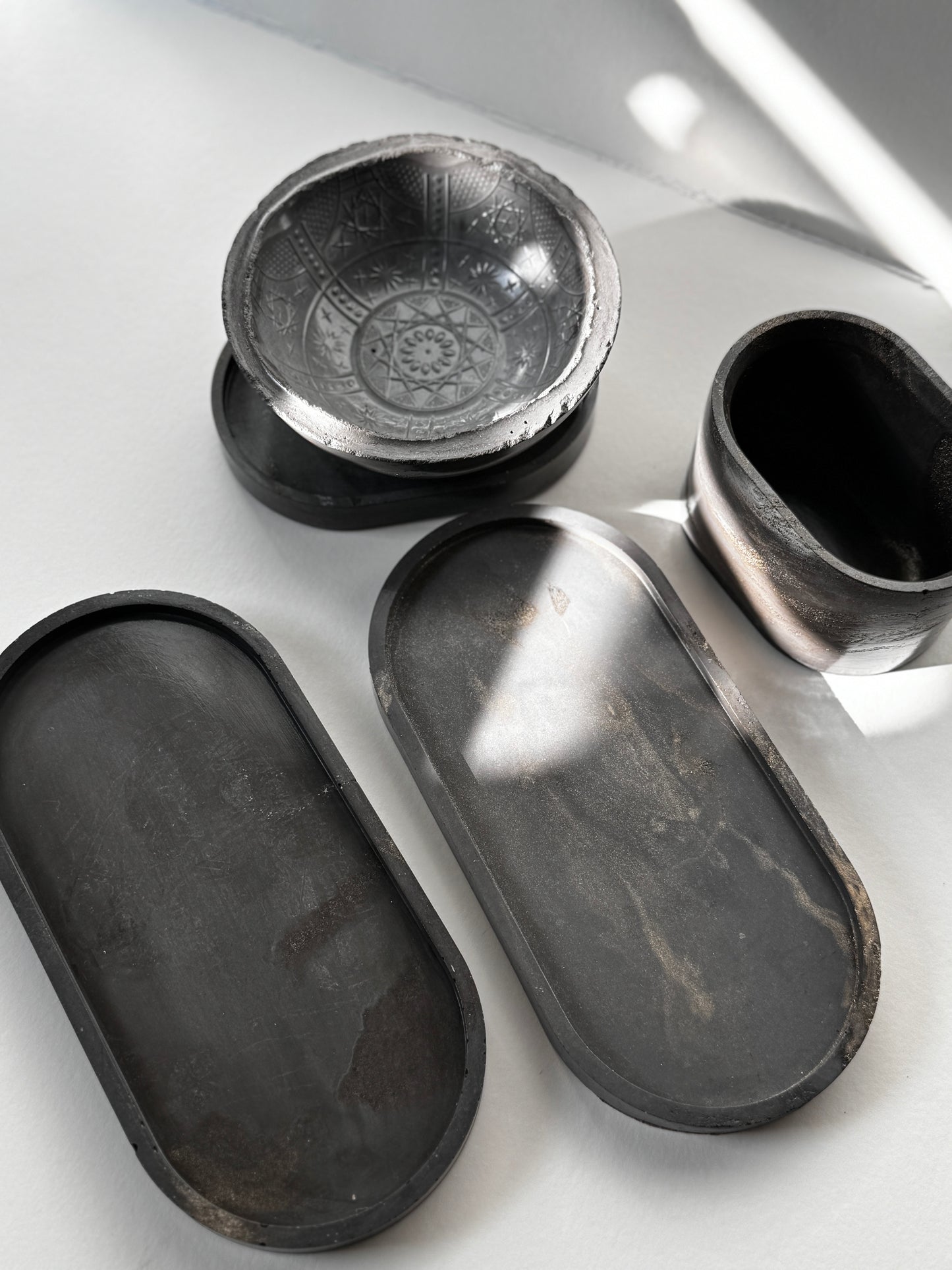 Black Concrete Set 402